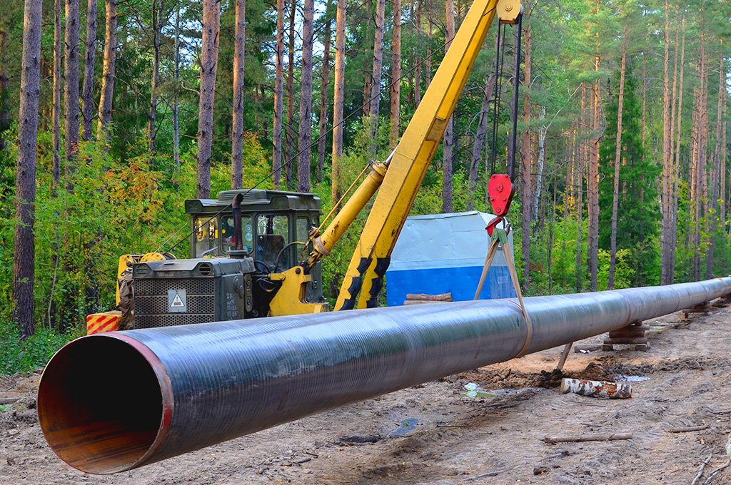 Crude Oil pipeline construction services from Express Tools and Machinery